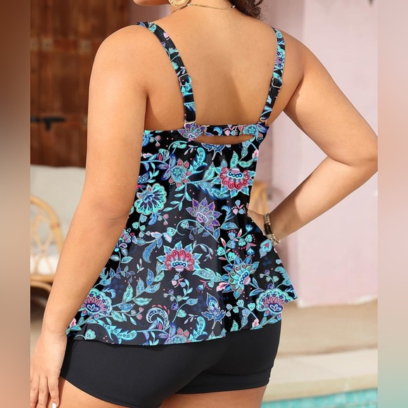 NEW -4 XL beautiful floral, print,Tankini &
Boyshort swimsuit, bathing suit - Picture 2 of 6
